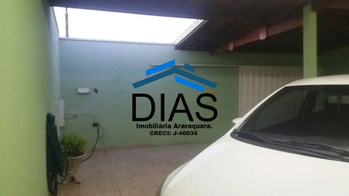 Foto 1 de Casa com 3 quartos à venda, 164m2 em Jardim Indaiá, Araraquara - SP