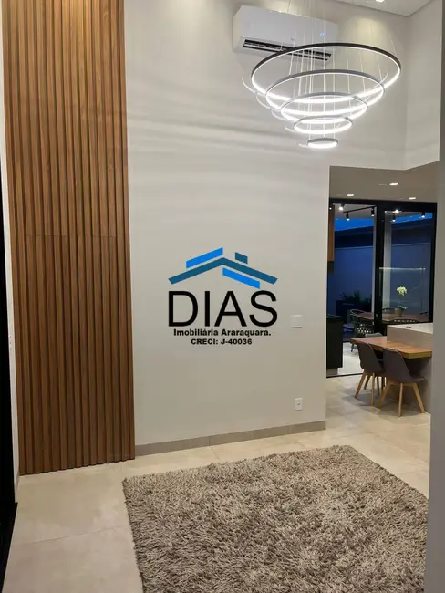 Foto 2 de Casa com 3 quartos à venda, 160m2 em Parque Residencial Damha, Araraquara - SP