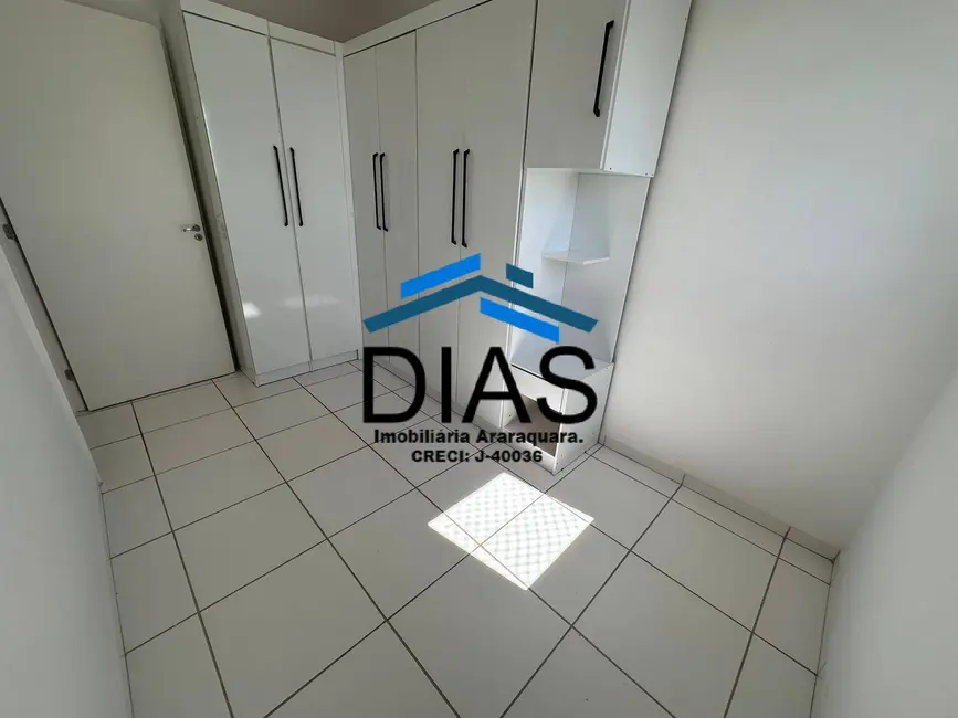Foto 3 de Apartamento com 2 quartos à venda, 55m2 em Jardim Celiamar, Araraquara - SP
