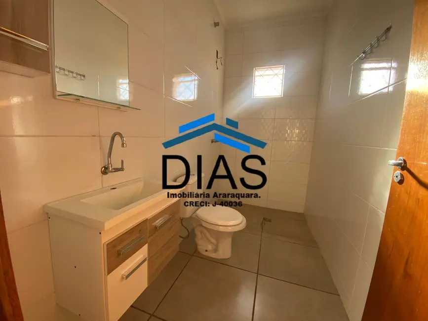 Casa com 2 quartos à venda, 167m2 em Jardim Roberto Selmi Dei, Araraquara - SP - imagem 3 Foto 3 de Casa com 2 quartos à venda, 167m2 em Jardim Roberto Selmi Dei, Araraquara - SP