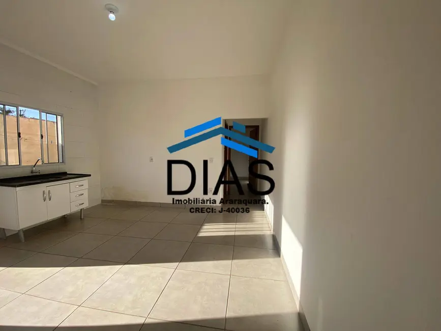 Casa com 2 quartos à venda, 167m2 em Jardim Roberto Selmi Dei, Araraquara - SP - imagem 4 Foto 4 de Casa com 2 quartos à venda, 167m2 em Jardim Roberto Selmi Dei, Araraquara - SP