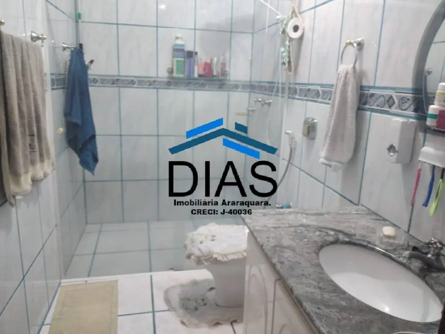 Casa com 3 quartos à venda, 162m2 em Centro, Araraquara - SP - imagem 9 Foto 9 de Casa com 3 quartos à venda, 162m2 em Centro, Araraquara - SP