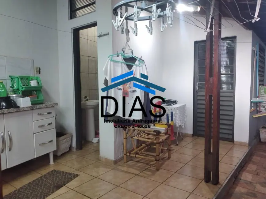 Casa com 3 quartos à venda, 162m2 em Centro, Araraquara - SP - imagem 5 Foto 5 de Casa com 3 quartos à venda, 162m2 em Centro, Araraquara - SP