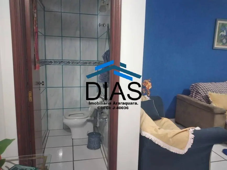 Casa com 3 quartos à venda, 162m2 em Centro, Araraquara - SP - imagem 3 Foto 3 de Casa com 3 quartos à venda, 162m2 em Centro, Araraquara - SP