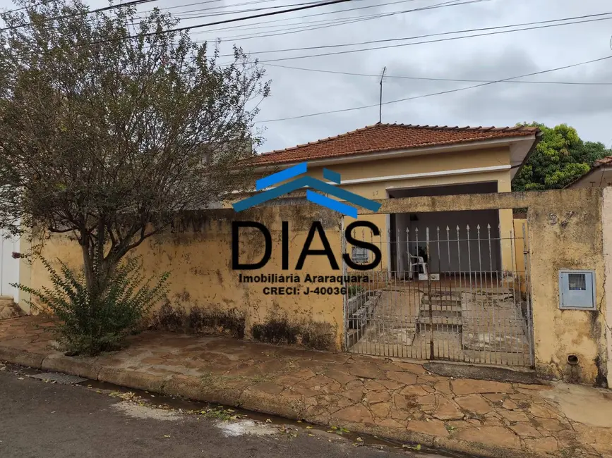 Casa com 3 quartos à venda, 135m2 em Vila Melhado, Araraquara - SP - imagem 1 Foto 1 de Casa com 3 quartos à venda, 135m2 em Vila Melhado, Araraquara - SP