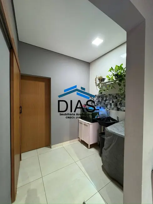 Casa com 3 quartos à venda, 125m2 em Parque Laranjeiras, Araraquara - SP - imagem 5 Foto 5 de Casa com 3 quartos à venda, 125m2 em Parque Laranjeiras, Araraquara - SP