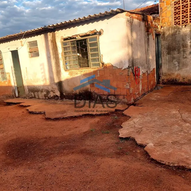 Terreno / Lote à venda, 300m2 em Jardim Tabapuã (Vila Xavier), Araraquara - SP - imagem 3 Foto 3 de Terreno / Lote à venda, 300m2 em Jardim Tabapuã (Vila Xavier), Araraquara - SP