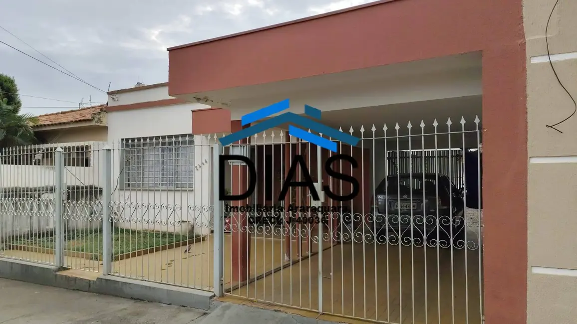 Casa com 3 quartos à venda, 263m2 em Jardim Nova América, Araraquara - SP - imagem 1 Foto 1 de Casa com 3 quartos à venda, 263m2 em Jardim Nova América, Araraquara - SP