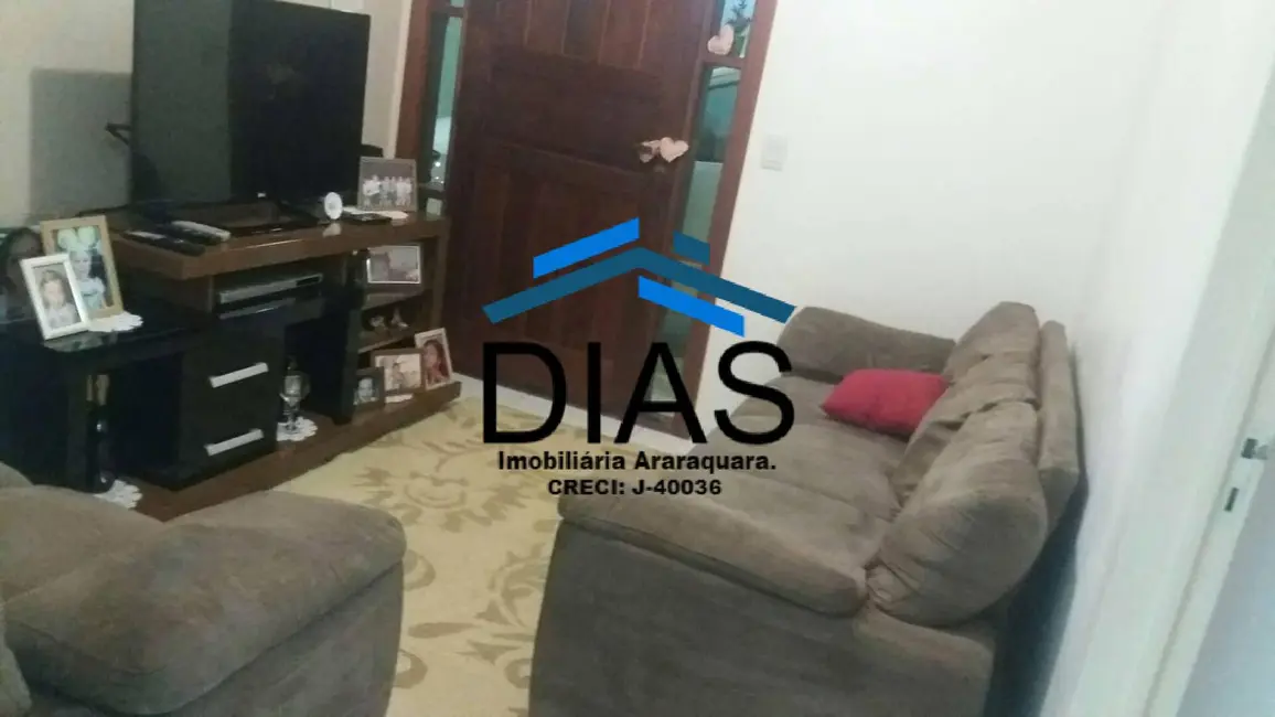 Foto 2 de Casa com 2 quartos à venda, 164m2 em Jardim Indaiá, Araraquara - SP