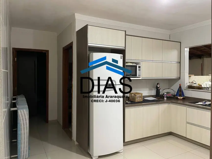 Casa com 2 quartos à venda, 136m2 em Jardim Victório Antônio de Santi II, Araraquara - SP - imagem 3 Foto 3 de Casa com 2 quartos à venda, 136m2 em Jardim Victório Antônio de Santi II, Araraquara - SP