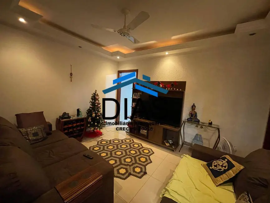 Foto 1 de Casa com 2 quartos à venda, 136m2 em Jardim Victório Antônio de Santi II, Araraquara - SP
