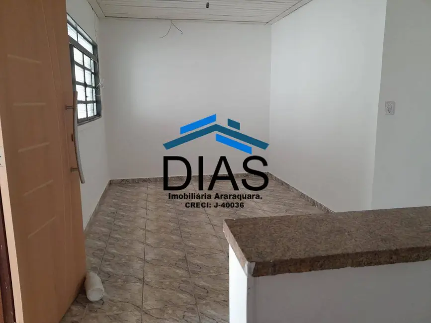 Foto 5 de Casa com 2 quartos à venda, 113m2 em Conjunto Habitacional Victório de Santi, Araraquara - SP