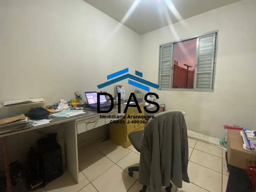 Casa com 2 quartos à venda, 44m2 em Jardim Roberto Selmi Dei, Araraquara - SP - imagem 5 Foto 5 de Casa com 2 quartos à venda, 44m2 em Jardim Roberto Selmi Dei, Araraquara - SP