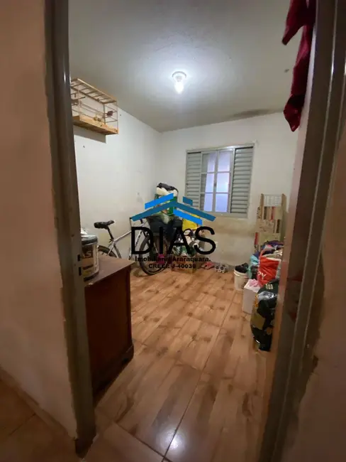 Casa com 3 quartos à venda, 100m2 em Jardim Roberto Selmi Dei, Araraquara - SP - imagem 4 Foto 4 de Casa com 3 quartos à venda, 100m2 em Jardim Roberto Selmi Dei, Araraquara - SP