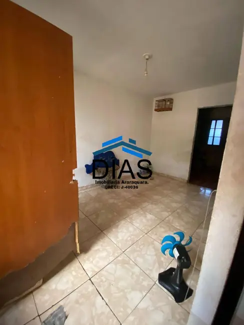 Casa com 3 quartos à venda, 100m2 em Jardim Roberto Selmi Dei, Araraquara - SP - imagem 6 Foto 6 de Casa com 3 quartos à venda, 100m2 em Jardim Roberto Selmi Dei, Araraquara - SP