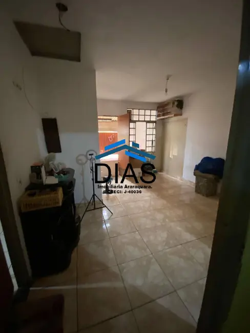 Casa com 3 quartos à venda, 100m2 em Jardim Roberto Selmi Dei, Araraquara - SP - imagem 3 Foto 3 de Casa com 3 quartos à venda, 100m2 em Jardim Roberto Selmi Dei, Araraquara - SP
