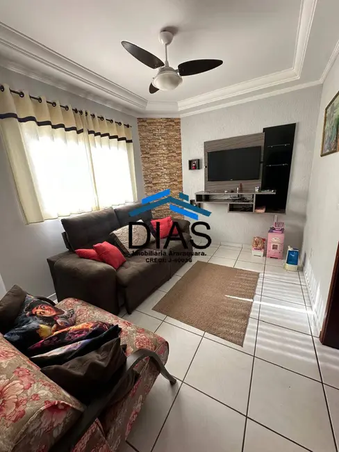 Casa com 3 quartos à venda, 142m2 em Parque Igaçaba, Araraquara - SP - imagem 3 Foto 3 de Casa com 3 quartos à venda, 142m2 em Parque Igaçaba, Araraquara - SP