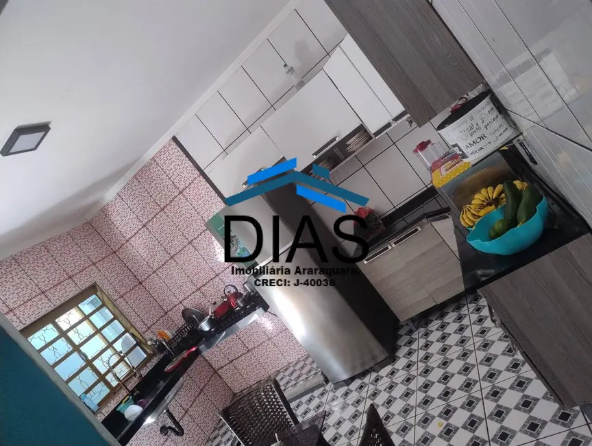 Casa com 2 quartos à venda, 91m2 em Jardim dos Industriários, Araraquara - SP - imagem 4 Foto 4 de Casa com 2 quartos à venda, 91m2 em Jardim dos Industriários, Araraquara - SP
