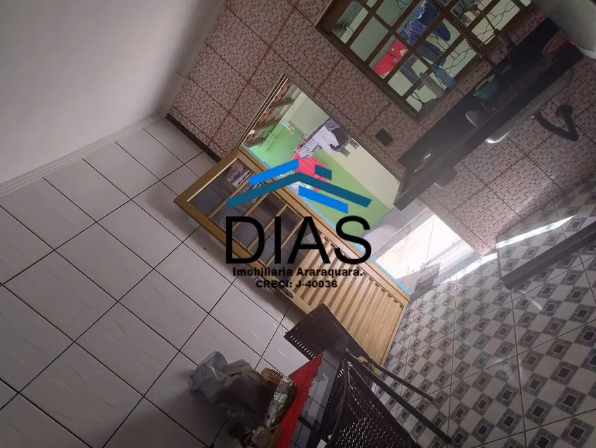 Casa com 2 quartos à venda, 91m2 em Jardim dos Industriários, Araraquara - SP - imagem 5 Foto 5 de Casa com 2 quartos à venda, 91m2 em Jardim dos Industriários, Araraquara - SP