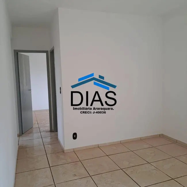 Foto 6 de Apartamento com 2 quartos à venda, 57m2 em Jardim Quitandinha, Araraquara - SP