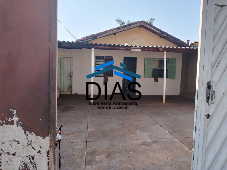 Casa com 2 quartos à venda, 86m2 em Jardim Indaiá, Araraquara - SP - imagem 1 Foto 1 de Casa com 2 quartos à venda, 86m2 em Jardim Indaiá, Araraquara - SP