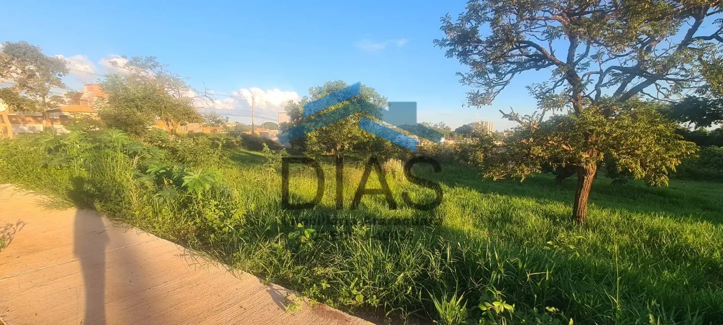 Terreno / Lote à venda, 460m2 em Cidade Jardim, Araraquara - SP - imagem 7 Foto 7 de Terreno / Lote à venda, 460m2 em Cidade Jardim, Araraquara - SP