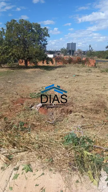 Foto 2 de Terreno / Lote à venda, 460m2 em Cidade Jardim, Araraquara - SP