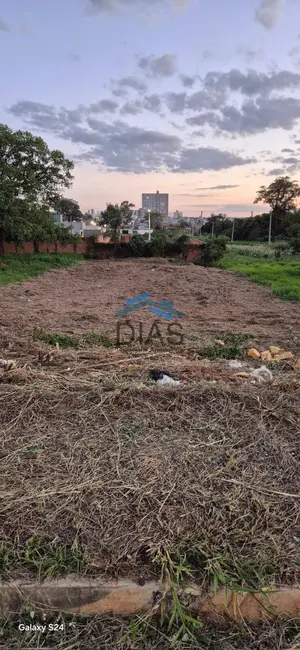 Foto 1 de Terreno / Lote à venda, 460m2 em Cidade Jardim, Araraquara - SP