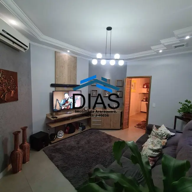Casa com 2 quartos à venda, 88m2 em Parque Igaçaba, Araraquara - SP - imagem 3 Foto 3 de Casa com 2 quartos à venda, 88m2 em Parque Igaçaba, Araraquara - SP