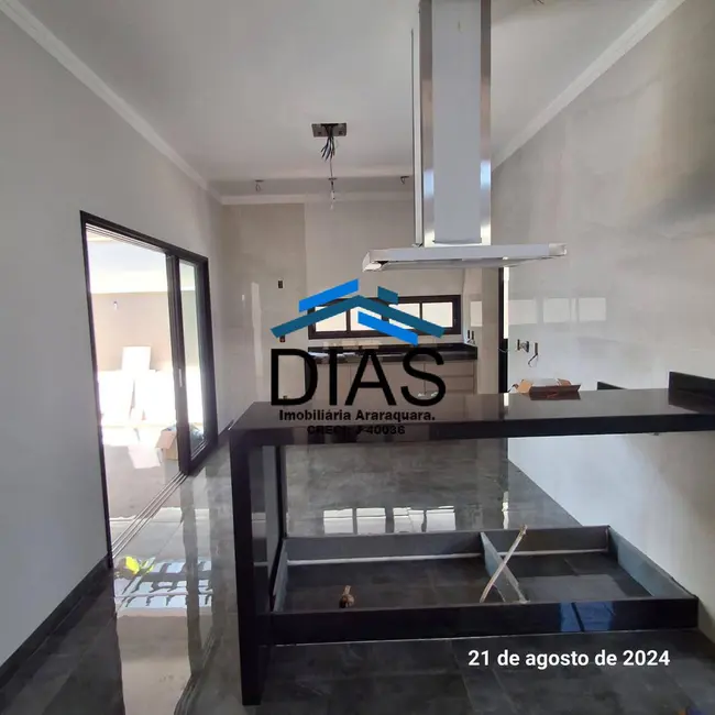Casa com 3 quartos à venda, 250m2 em Jardim Imperador, Araraquara - SP - imagem 3 Foto 3 de Casa com 3 quartos à venda, 250m2 em Jardim Imperador, Araraquara - SP