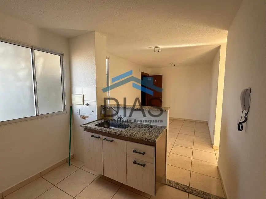 Foto 4 de Apartamento com 2 quartos à venda, 50m2 em Jardim Universal, Araraquara - SP