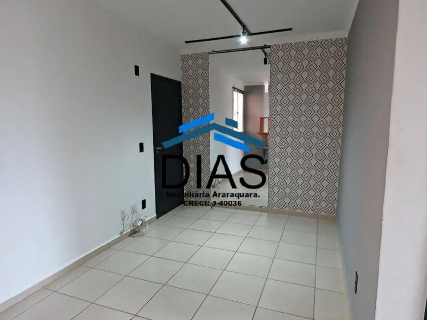 Foto 1 de Apartamento com 2 quartos à venda, 49m2 em Jardim Residencial Elvio Lupo, Araraquara - SP