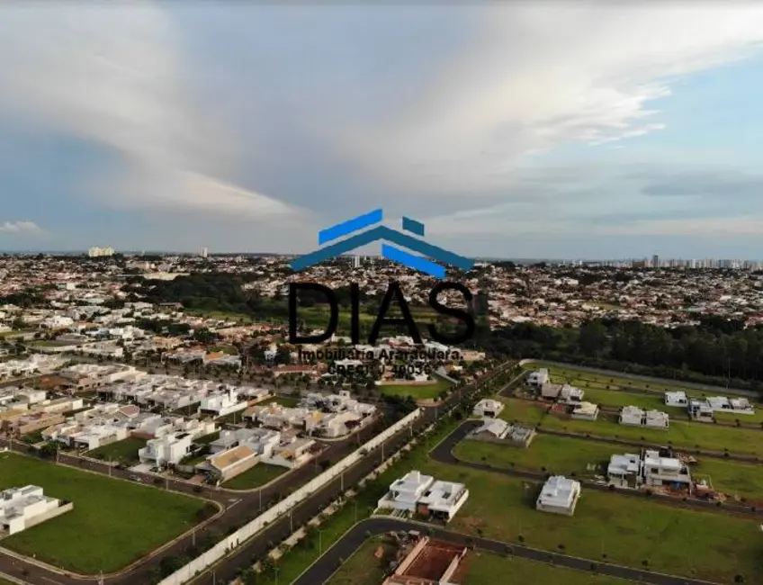 Casa com 3 quartos à venda, 202m2 em Jardim Imperador, Araraquara - SP - imagem 5 Foto 5 de Casa com 3 quartos à venda, 202m2 em Jardim Imperador, Araraquara - SP