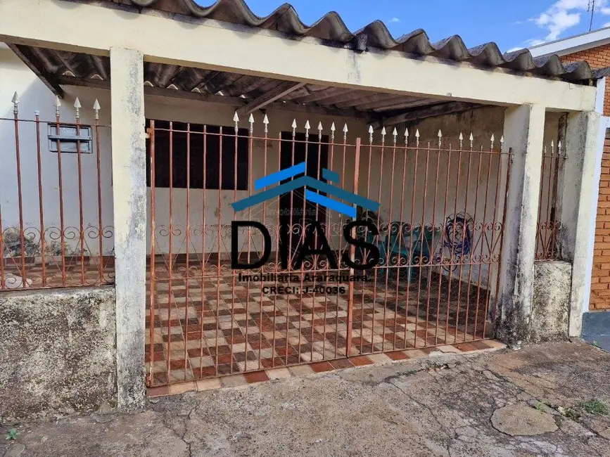 Casa com 3 quartos à venda, 185m2 em Jardim Europa (Vila Xavier), Araraquara - SP - imagem 2 Foto 2 de Casa com 3 quartos à venda, 185m2 em Jardim Europa (Vila Xavier), Araraquara - SP