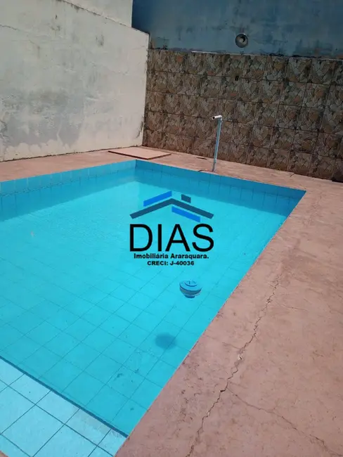 Casa com 2 quartos à venda, 203m2 em Jardim Santa Lúcia, Araraquara - SP - imagem 6 Foto 6 de Casa com 2 quartos à venda, 203m2 em Jardim Santa Lúcia, Araraquara - SP