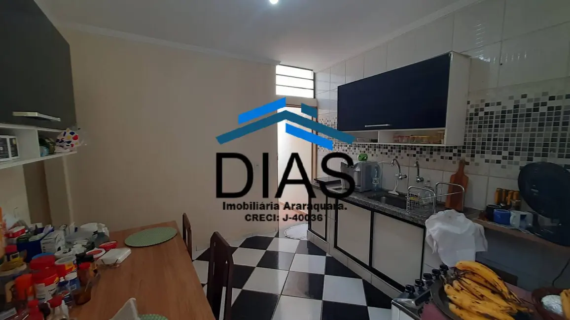 Casa com 2 quartos à venda, 121m2 em Centro, Araraquara - SP - imagem 6 Foto 6 de Casa com 2 quartos à venda, 121m2 em Centro, Araraquara - SP