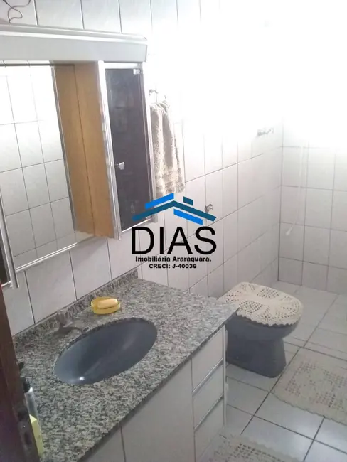 Casa com 2 quartos à venda, 253m2 em Jardim Vitória, Araraquara - SP - imagem 9 Foto 9 de Casa com 2 quartos à venda, 253m2 em Jardim Vitória, Araraquara - SP