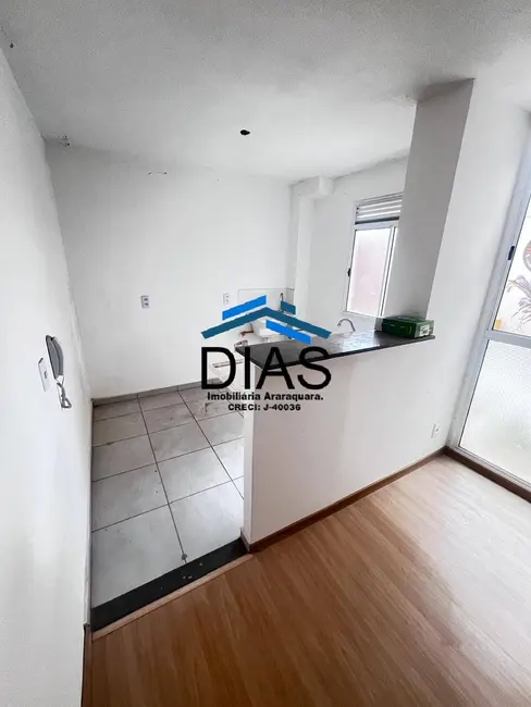 Foto 3 de Apartamento com 2 quartos à venda, 39m2 em Jardim Quitandinha II, Araraquara - SP