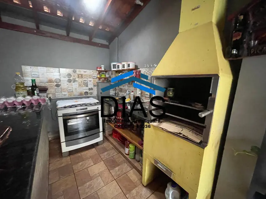 Casa com 2 quartos à venda, 115m2 em Parque Residencial Iguatemi, Araraquara - SP - imagem 2 Foto 2 de Casa com 2 quartos à venda, 115m2 em Parque Residencial Iguatemi, Araraquara - SP