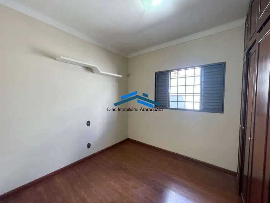 Casa com 3 quartos à venda, 255m2 em Vila Xavier (Vila Xavier), Araraquara - SP - imagem 8 Foto 8 de Casa com 3 quartos à venda, 255m2 em Vila Xavier (Vila Xavier), Araraquara - SP