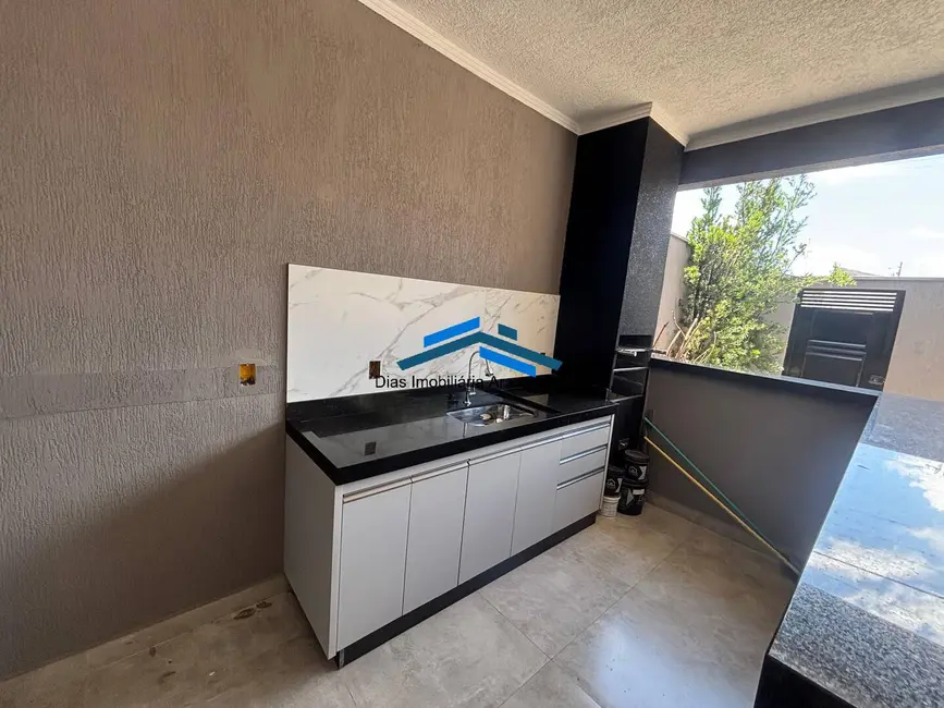 Casa com 3 quartos à venda, 180m2 em Jardim Residencial Lupo II, Araraquara - SP - imagem 7 Foto 7 de Casa com 3 quartos à venda, 180m2 em Jardim Residencial Lupo II, Araraquara - SP