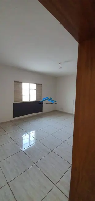 Casa com 3 quartos à venda, 218m2 em Jardim Pinheiros (Vila Xavier), Araraquara - SP - imagem 4 Foto 4 de Casa com 3 quartos à venda, 218m2 em Jardim Pinheiros (Vila Xavier), Araraquara - SP