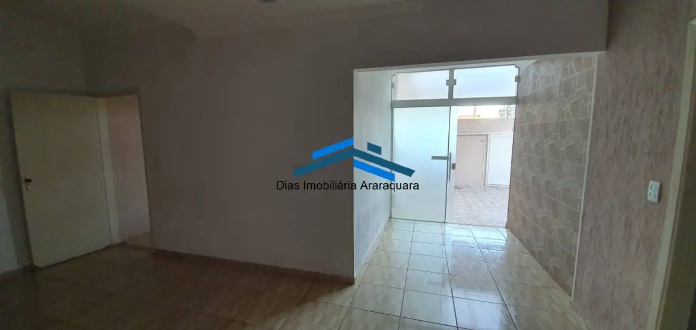 Casa com 3 quartos à venda, 218m2 em Jardim Pinheiros (Vila Xavier), Araraquara - SP - imagem 5 Foto 5 de Casa com 3 quartos à venda, 218m2 em Jardim Pinheiros (Vila Xavier), Araraquara - SP