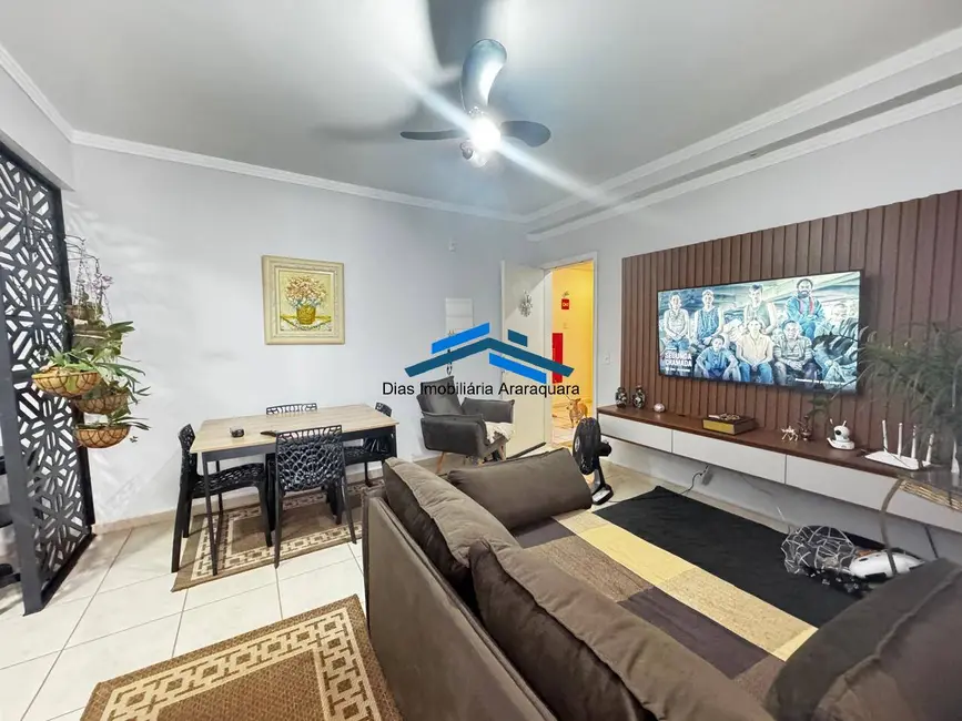 Foto 2 de Apartamento com 2 quartos à venda, 66m2 em Jardim dos Manacás, Araraquara - SP