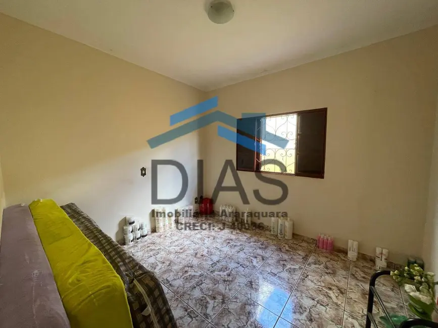 Casa com 2 quartos à venda, 250m2 em Jardim Santa Júlia (Vila Xavier), Araraquara - SP - imagem 8 Foto 8 de Casa com 2 quartos à venda, 250m2 em Jardim Santa Júlia (Vila Xavier), Araraquara - SP