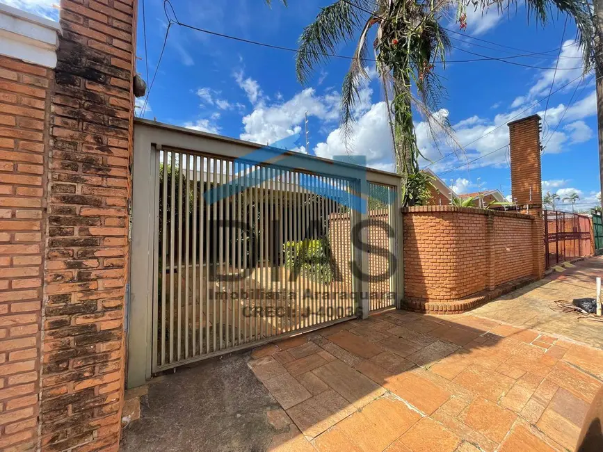 Foto 1 de Casa com 3 quartos à venda, 338m2 em Vila Xavier (Vila Xavier), Araraquara - SP
