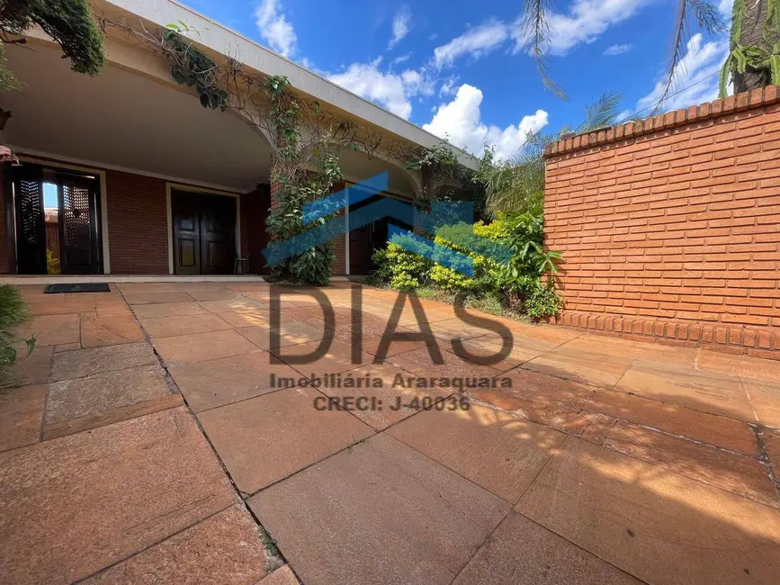Foto 2 de Casa com 3 quartos à venda, 338m2 em Vila Xavier (Vila Xavier), Araraquara - SP