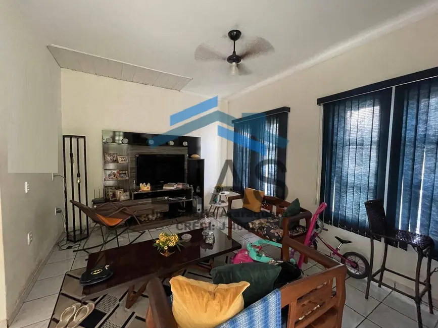 Foto 4 de Casa com 2 quartos à venda, 160m2 em Jardim Florença, Araraquara - SP