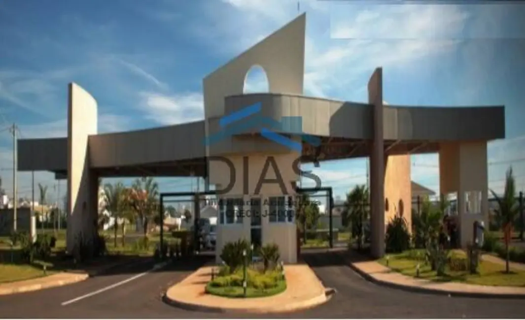Casa com 3 quartos à venda, 164m2 em Residencial Village Damha, Araraquara - SP - imagem 4 Foto 4 de Casa com 3 quartos à venda, 164m2 em Residencial Village Damha, Araraquara - SP