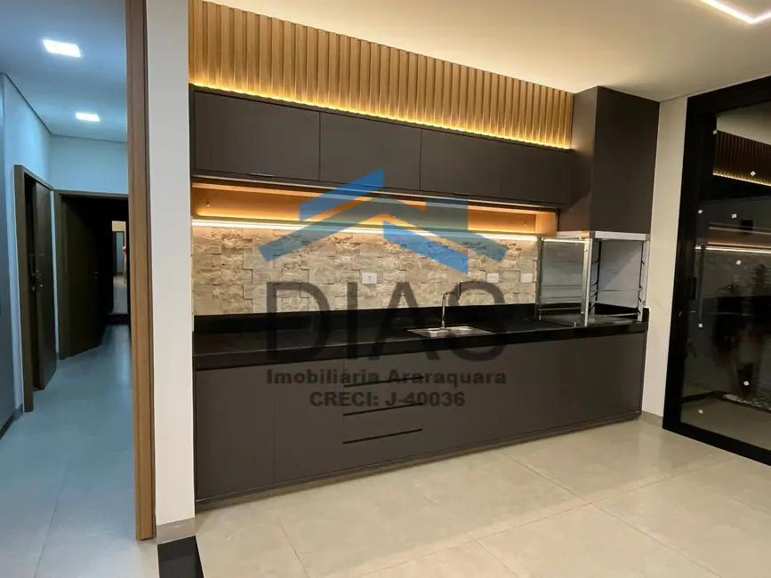 Casa com 3 quartos à venda, 302m2 em Parque Residencial Damha, Araraquara - SP - imagem 8 Foto 8 de Casa com 3 quartos à venda, 302m2 em Parque Residencial Damha, Araraquara - SP